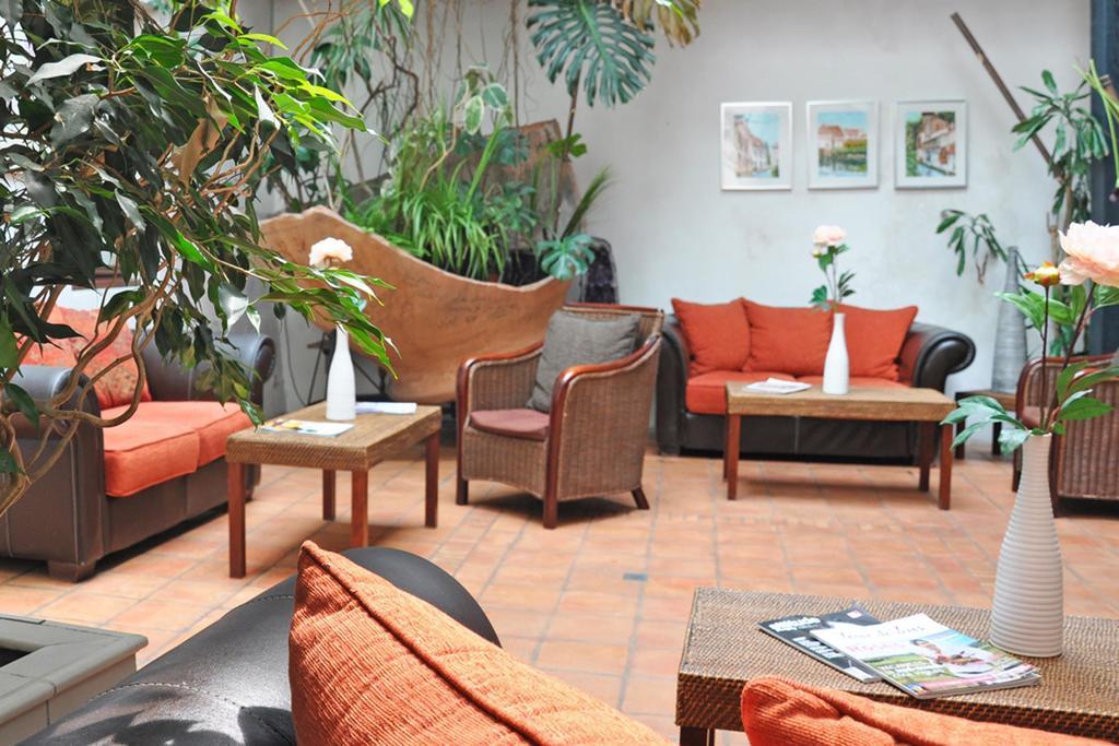 The Originals City, Hotel La Reine Jeanne, Orthez Exterior photo