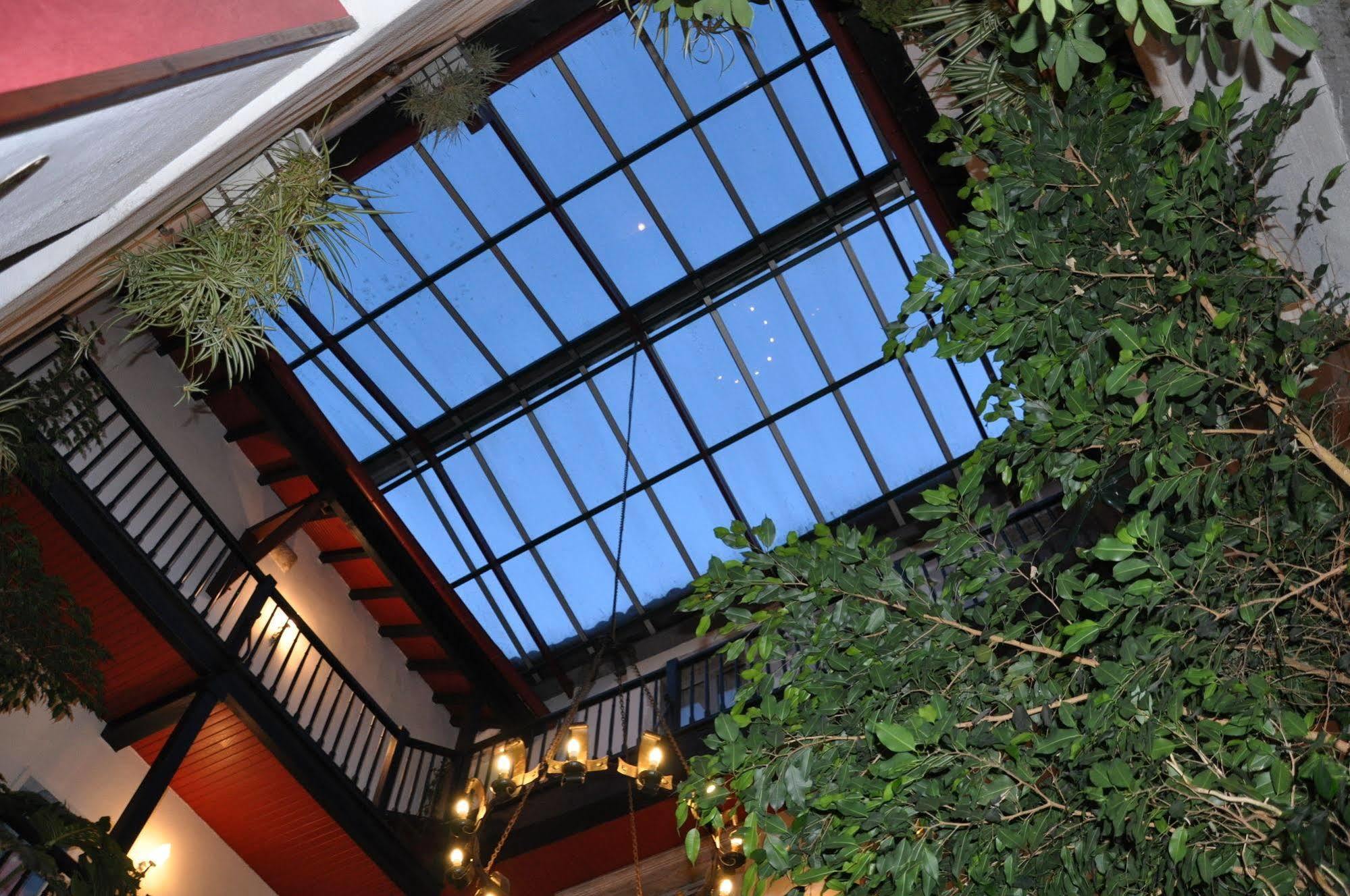 The Originals City, Hotel La Reine Jeanne, Orthez Exterior photo