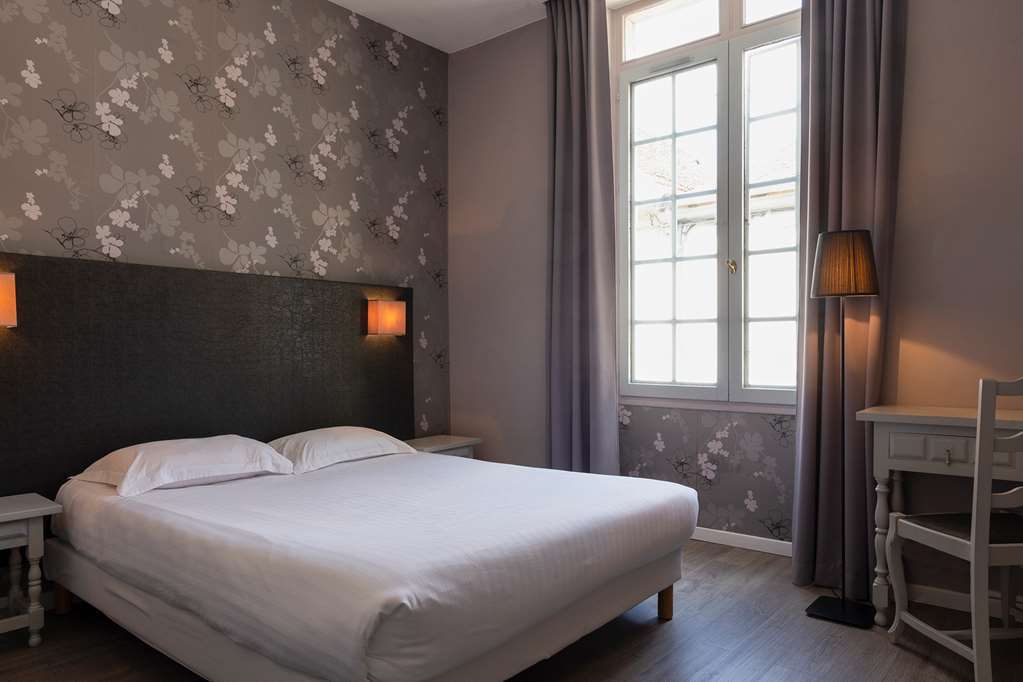 The Originals City, Hotel La Reine Jeanne, Orthez Room photo