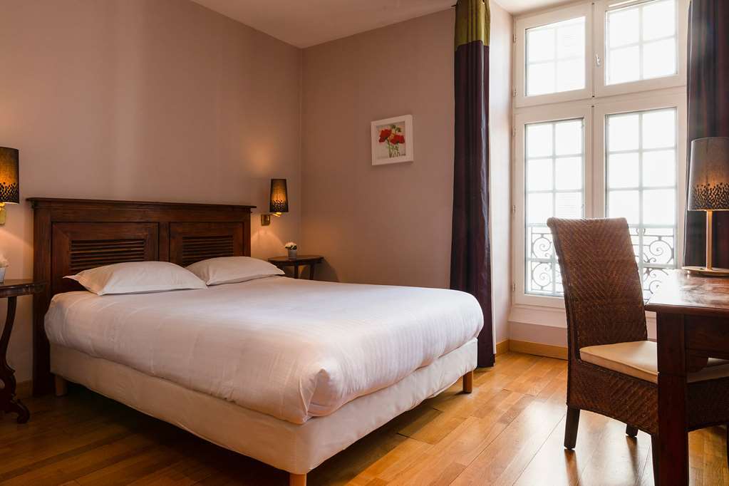 The Originals City, Hotel La Reine Jeanne, Orthez Room photo
